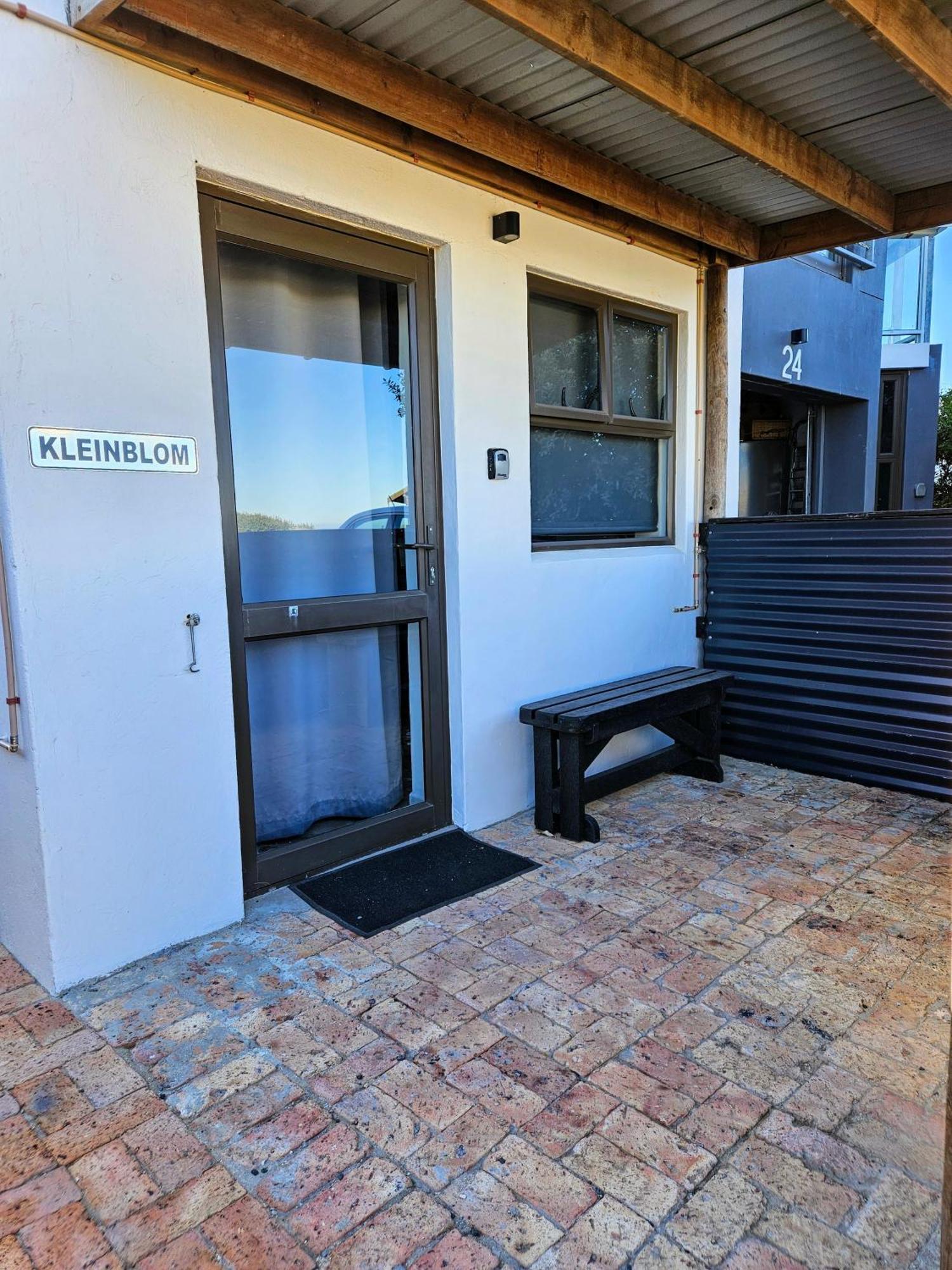 Kleinblom In Pringle Apartment Pringle Bay Exterior photo